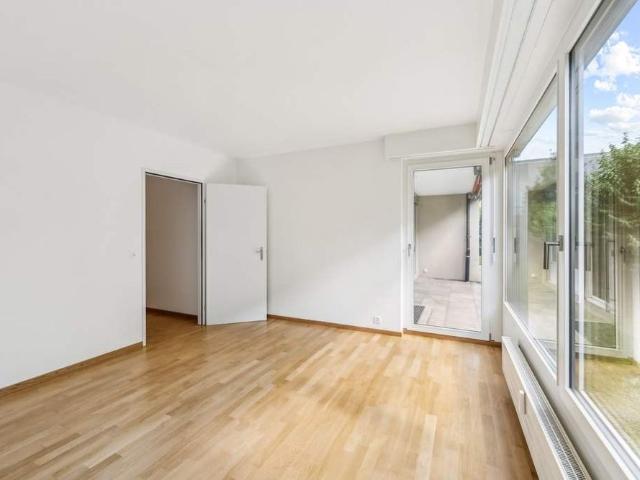 2.5 Zimmer, 61 m², 1. Stock