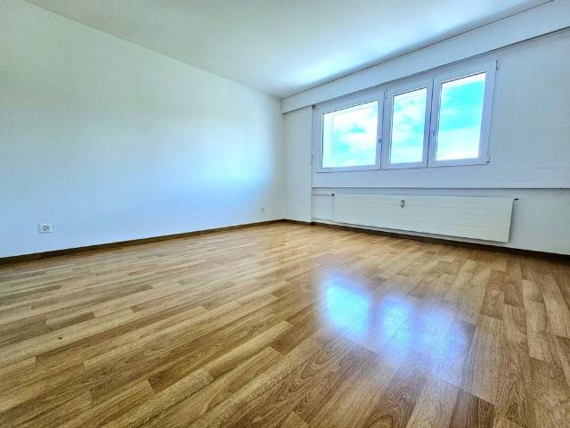 2.5 Zimmer, 61 m², 1. Stock
