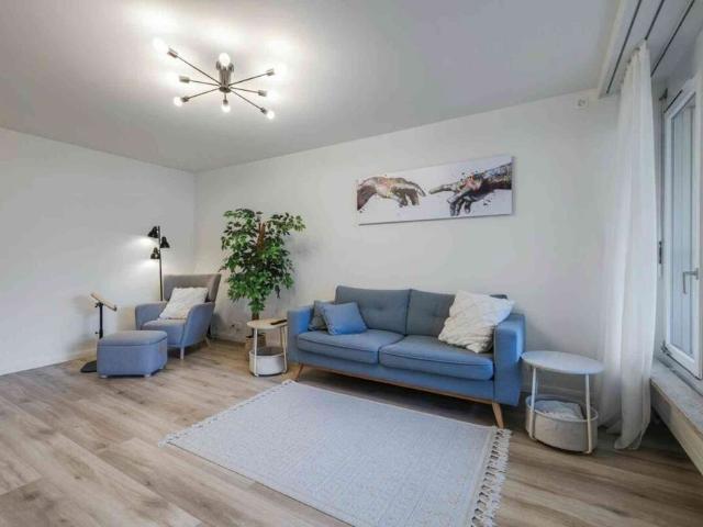 2.5 Zimmer, 61 m², 2. Stock