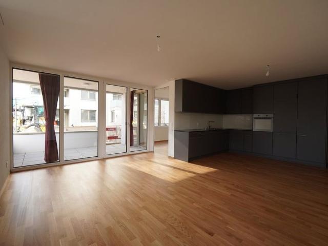 2.5 Zimmer, 61 m², EG