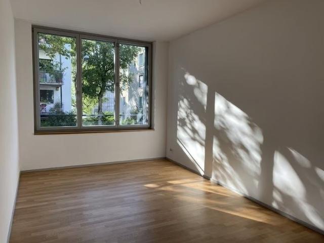 2.5 Zimmer, 61 m², EG