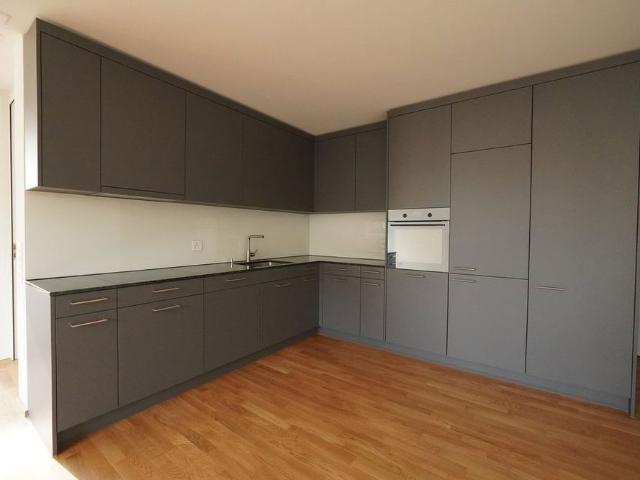 2.5 Zimmer, 61 m², EG