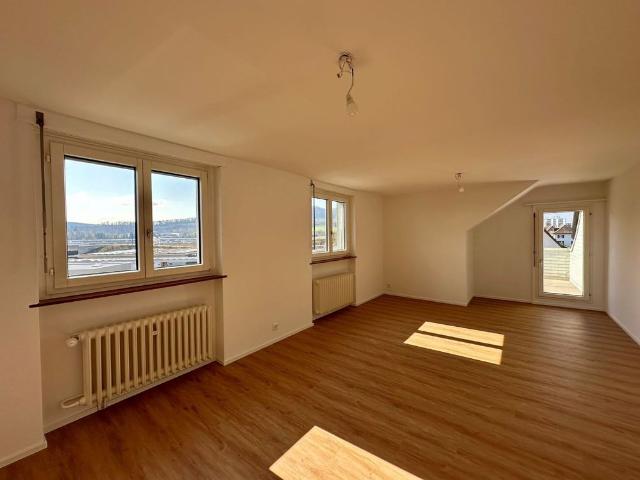 2.5 Zimmer, 63 m², 3. Stock