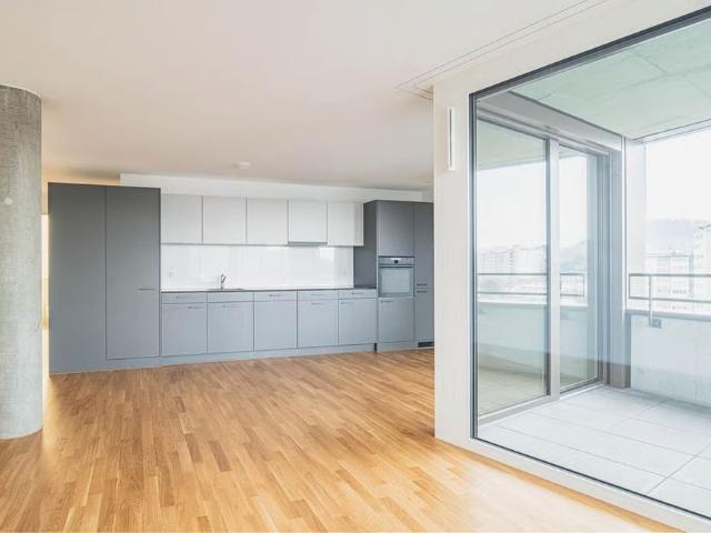 2.5 Zimmer, 63 m², 12. Stock