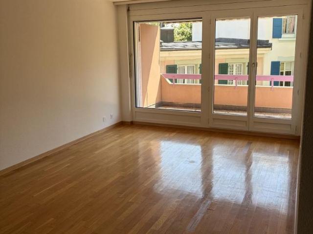 2.5 Zimmer, 63 m², 1. Stock