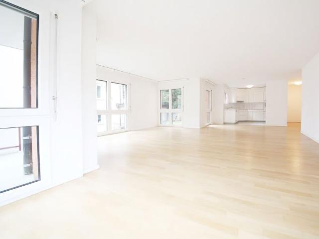 2.5 Zimmer, 63 m², 1. Stock