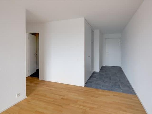 2.5 Zimmer, 63 m², 2. Stock