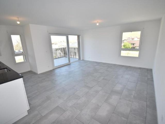 2.5 Zimmer, 63 m², 2. Stock