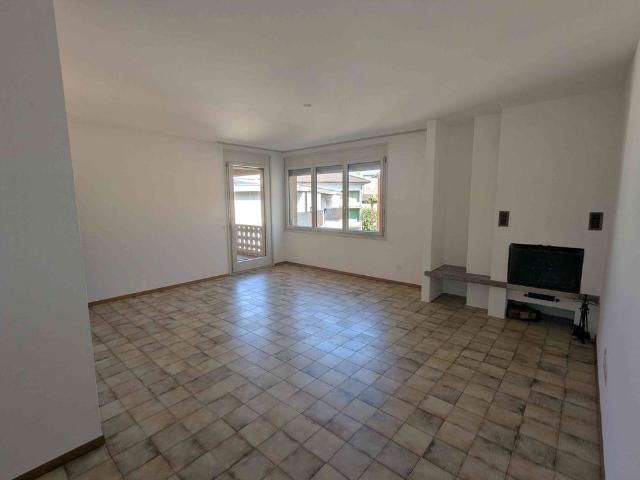 2.5 Zimmer, 63 m², 2. Stock