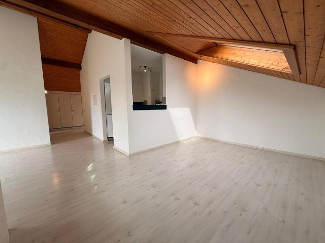 2.5 Zimmer, 63 m², 4. Stock