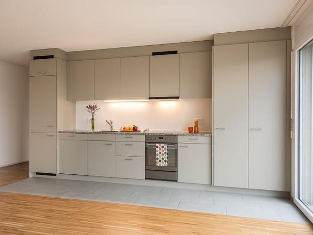 2.5 Zimmer, 74 m², 1. Stock