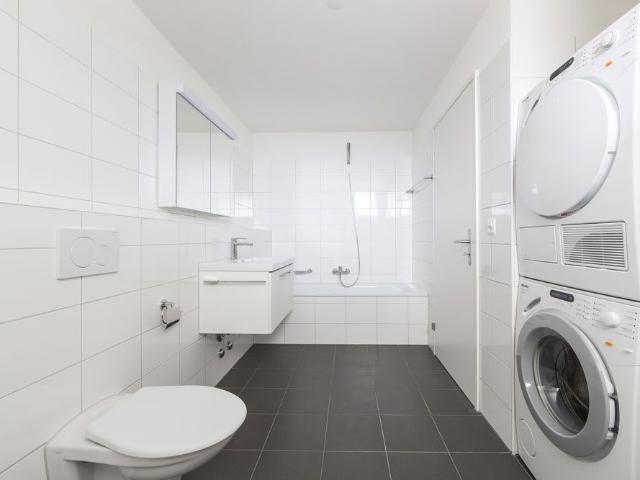 2.5 Zimmer, 74 m², 2. Stock