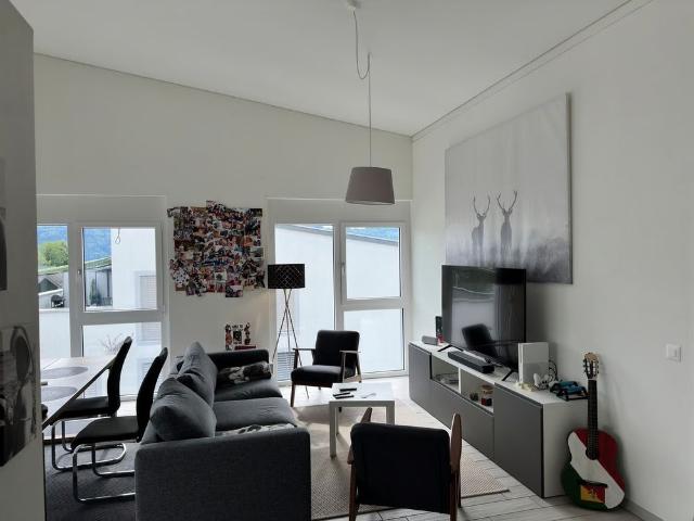 2.5 Zimmer, 74 m², 2. Stock