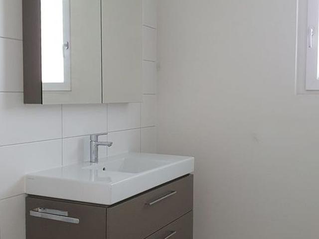 2.5 Zimmer, 74 m², 2. Stock