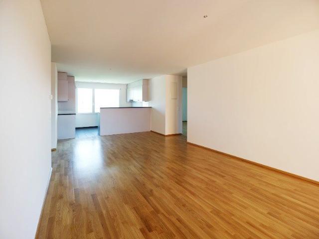 2.5 Zimmer, 74 m², 4. Stock