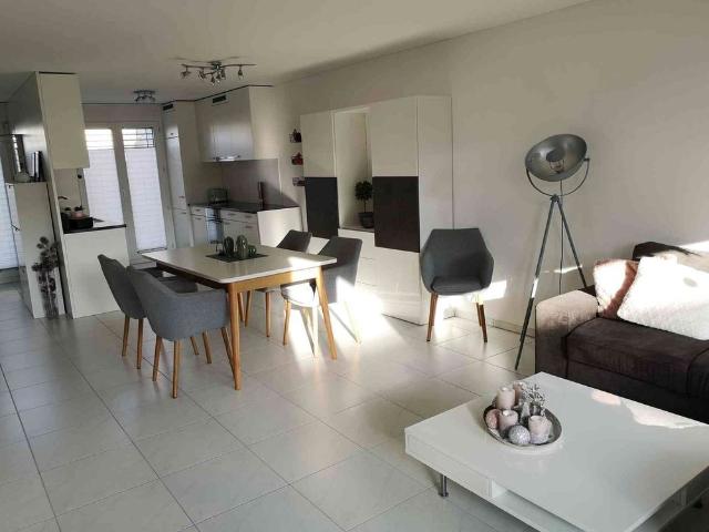 2.5 Zimmer, 74 m², EG