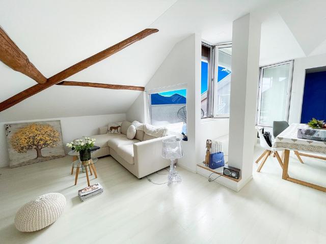 2.5 Zimmer, 75 m², 3. Stock