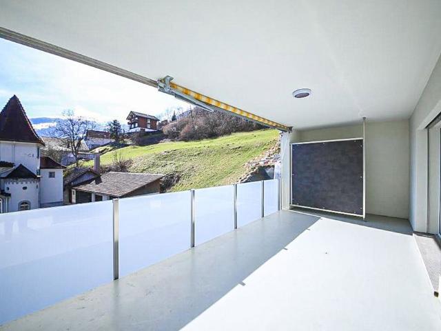 2.5 Zimmer, 75 m², 1. Stock
