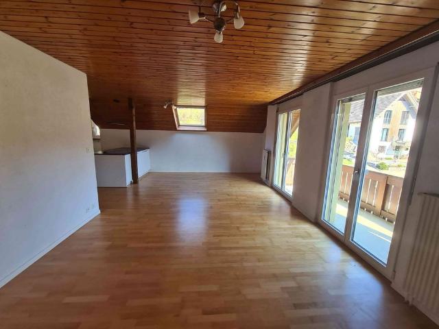 2.5 Zimmer, 75 m², 2. Stock