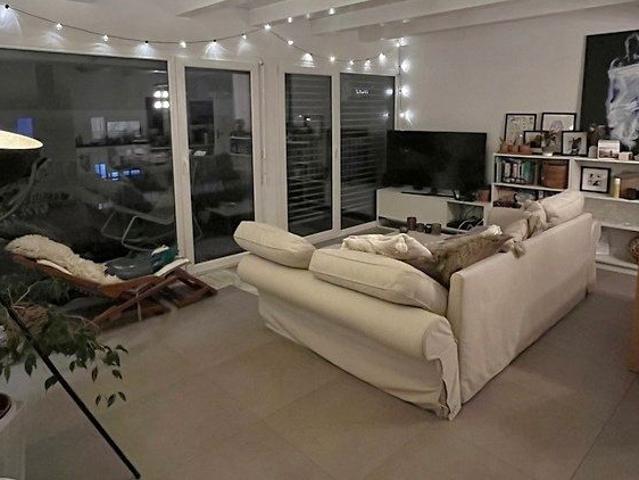 2.5 Zimmer, 75 m², 4. Stock