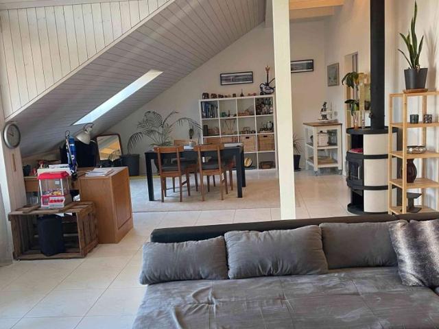 2.5 Zimmer, 75 m², 4. Stock