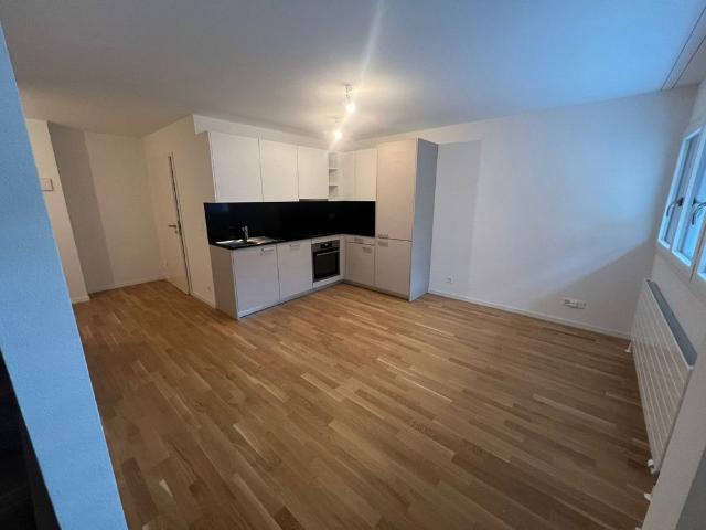 2.5 Zimmer, 75 m², 4. Stock