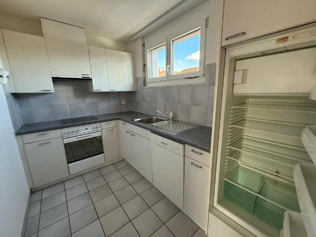 2.5 Zimmer, 75 m², 5. Stock
