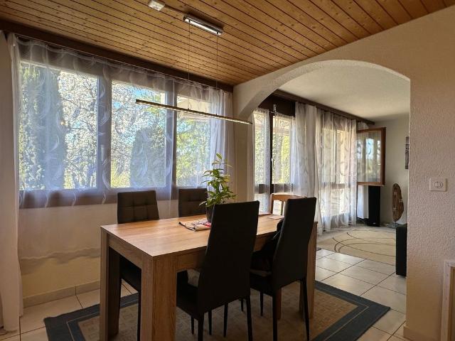 2.5 Zimmer, 75 m², EG