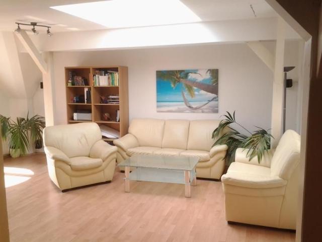 2.5 Zimmer, 75 m², EG