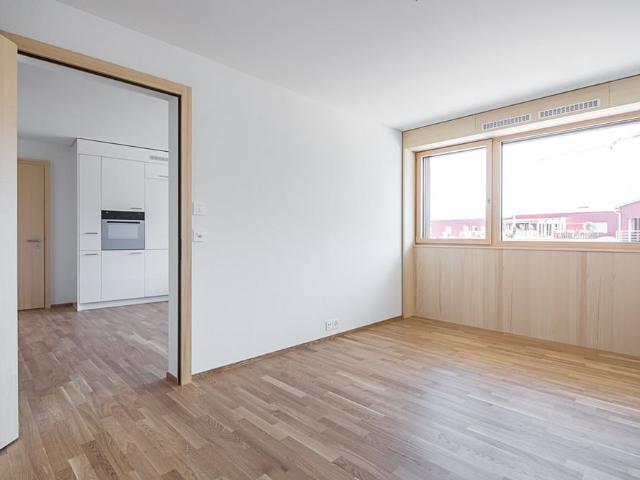 2.5 Zimmer, 75 m², EG