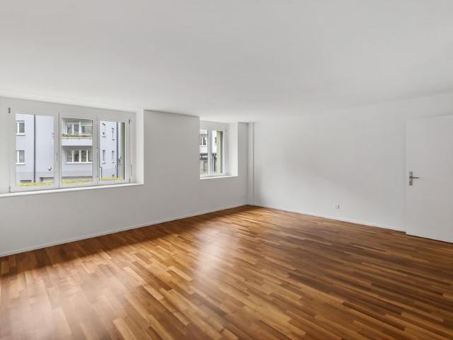 2.5 Zimmer, 76 m², 3. Stock