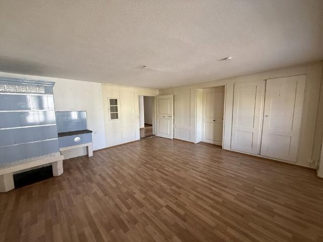 2.5 Zimmer, 76 m², 1. Stock