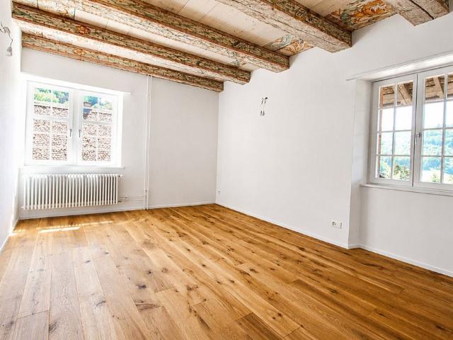 2.5 Zimmer, 76 m², 1. Stock