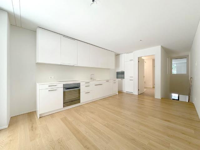 2.5 Zimmer, 76 m², EG