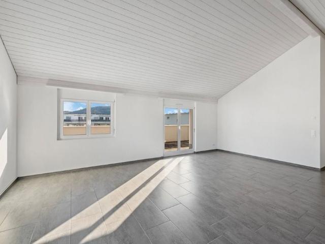 2.5 Zimmer, 77 m², 3. Stock