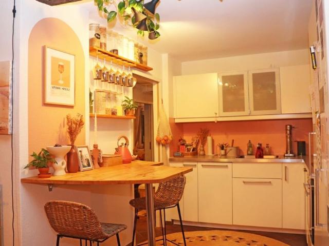 2.5 Zimmer, 77 m², 1. Stock