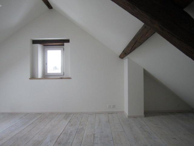 2.5 Zimmer, 77 m², 2. Stock