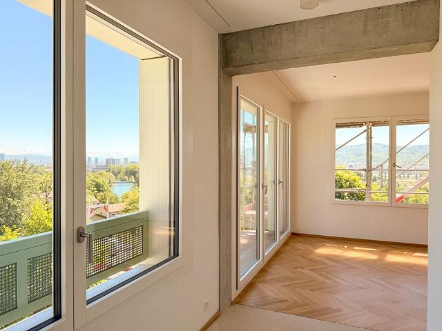 2.5 Zimmer, 77 m², 4. Stock