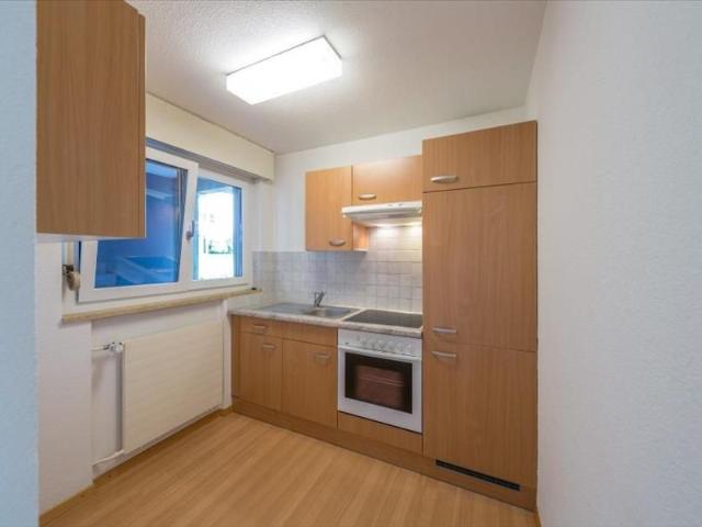2.5 Zimmer, 77 m², EG