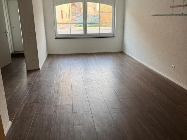2.5 Zimmer, 78 m², EG