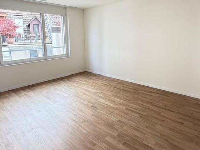 2.5 Zimmer, 78 m², EG