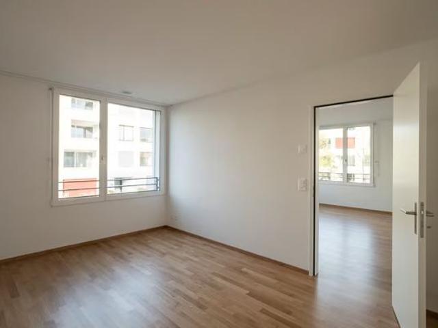 2.5 Zimmer, 70 m², 1. Stock