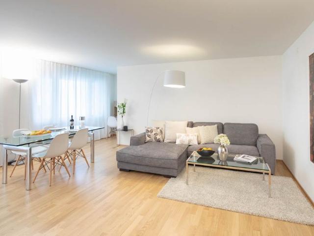 2.5 Zimmer, 70 m², 2. Stock
