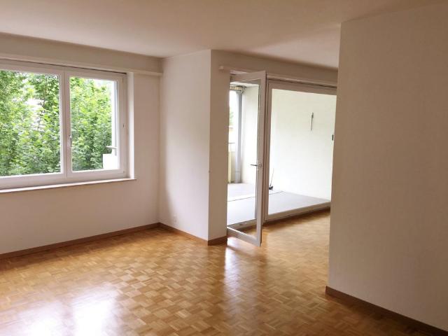 2.5 Zimmer, 70 m², 2. Stock