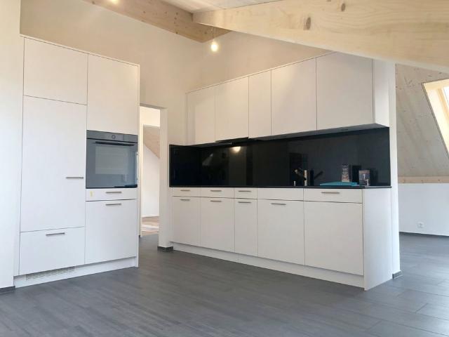 2.5 Zimmer, 70 m², 4. Stock