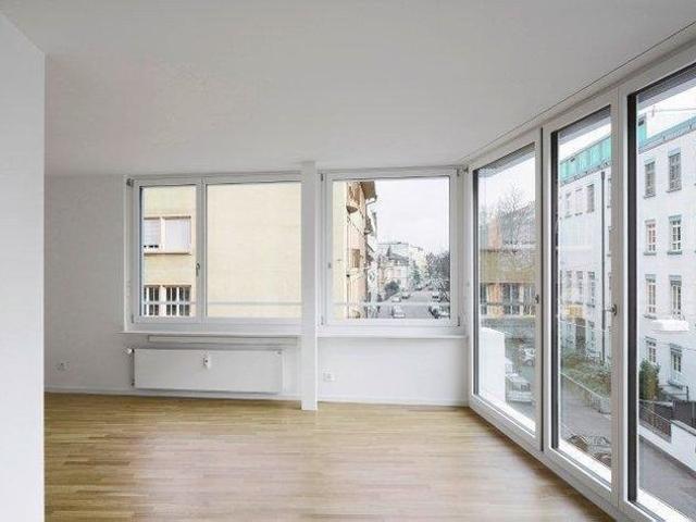 2.5 Zimmer, 70 m², 4. Stock