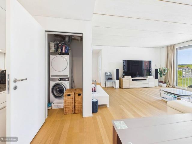 2.5 Zimmer, 70 m², 6. Stock
