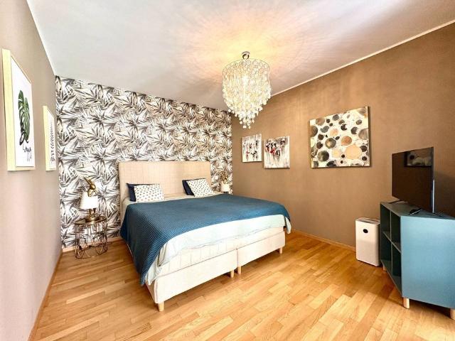 2.5 Zimmer, 70 m², EG