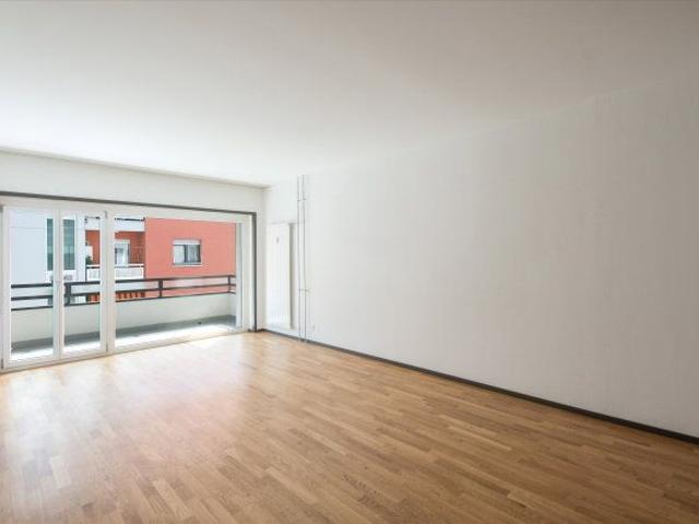 2.5 Zimmer, 71 m², 4. Stock