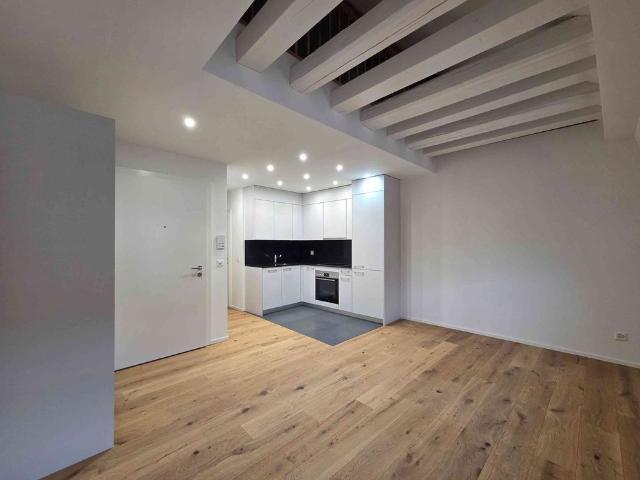 2.5 Zimmer, 72 m², 3. Stock